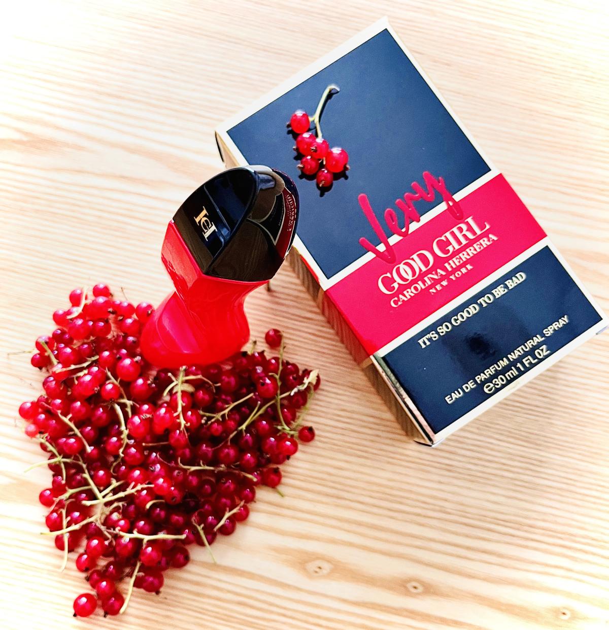 Carolina Herrera Very Good Gir - Perfume Floral Fragrance ulasan dan harga